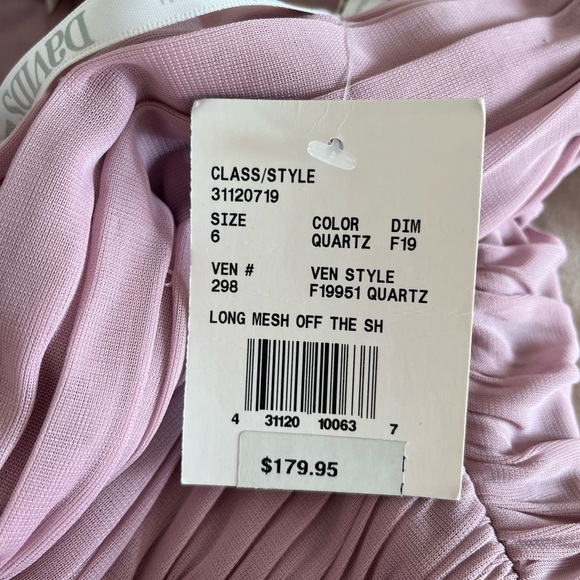 Bridesmaid Dress BNWT never worn. - Picture 4 of 4